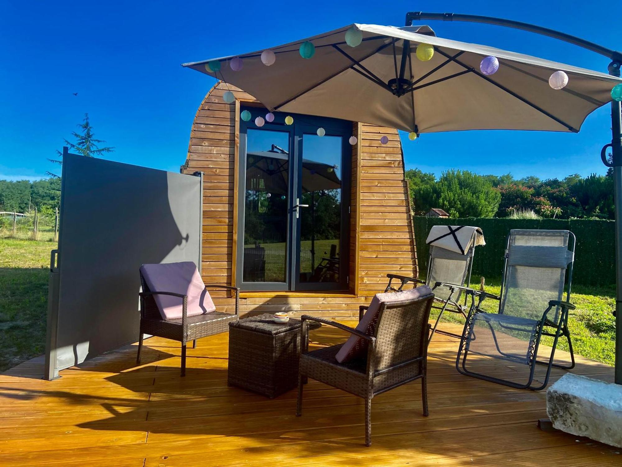 Logement Insolite : La Ruche Verte Monts-sur-Guesnes Extérieur photo