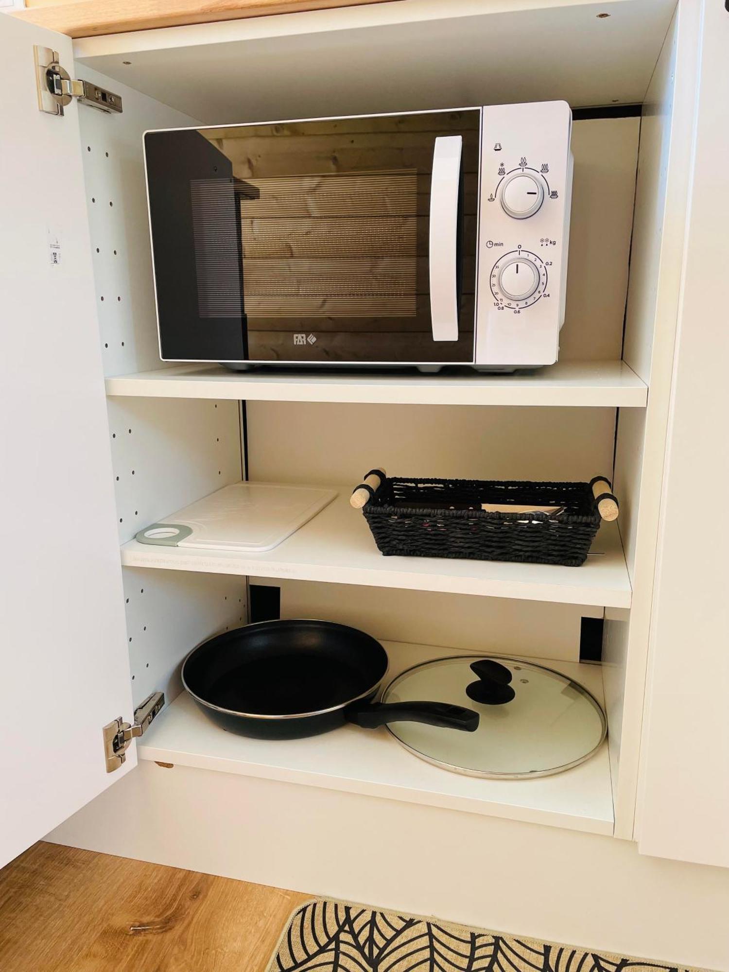 Logement Insolite : La Ruche Verte Monts-sur-Guesnes Extérieur photo